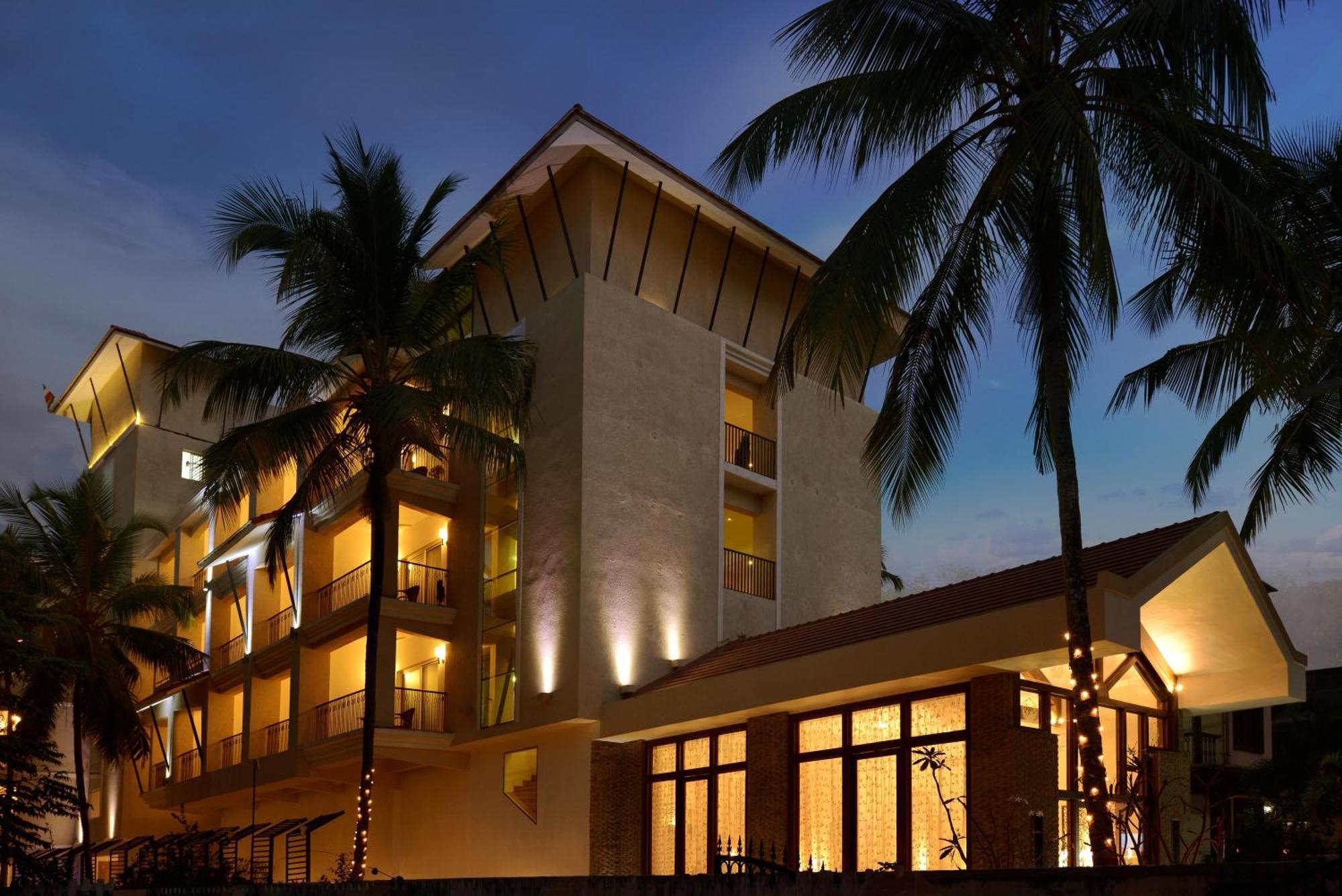 Golden Tulip Candolim, Goa Hotel Exterior photo