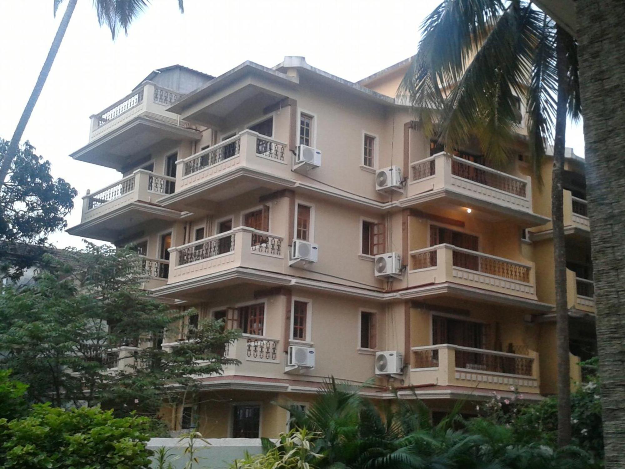 Golden Tulip Candolim, Goa Hotel Exterior photo