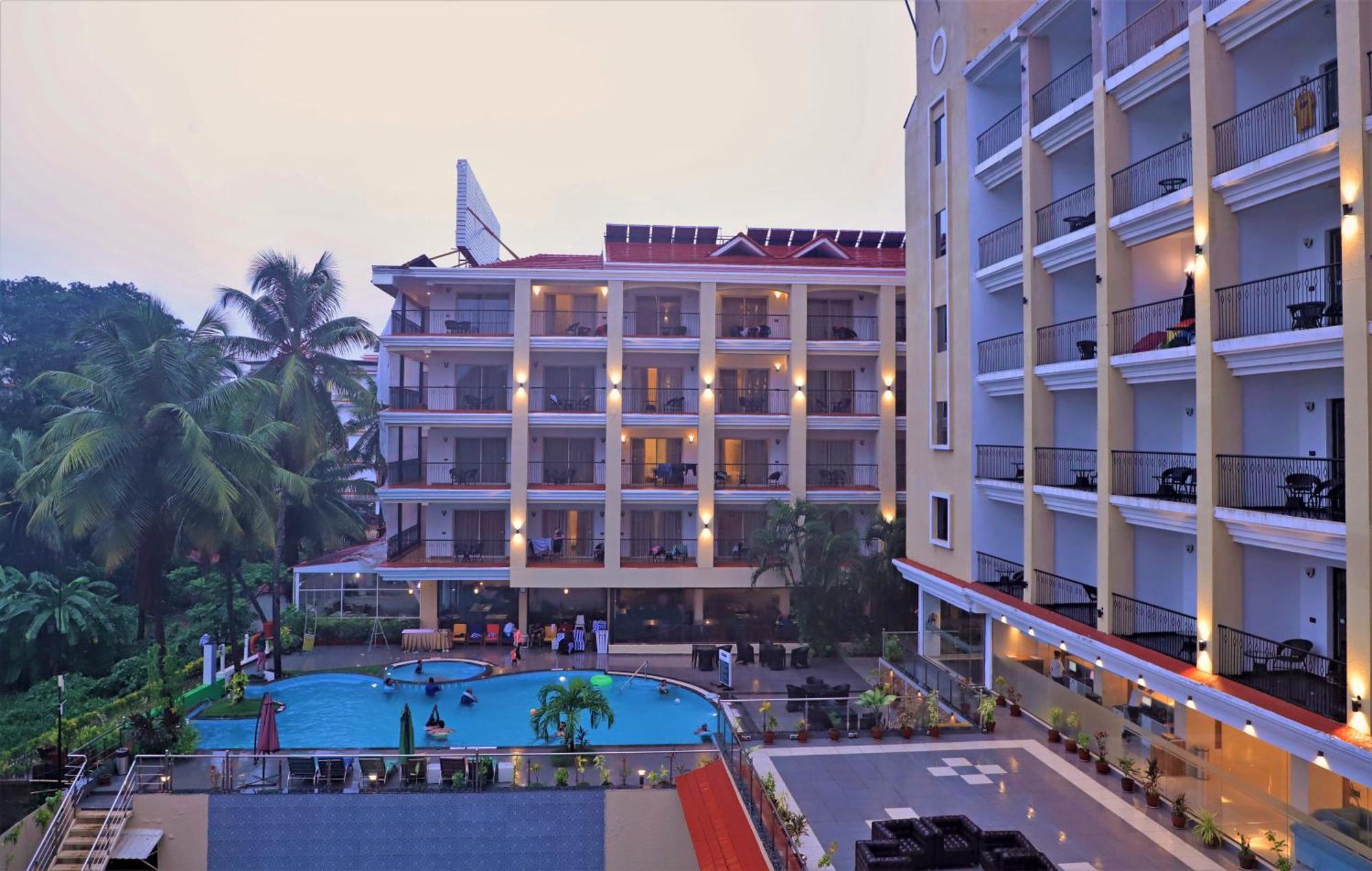 Golden Tulip Candolim, Goa Hotel Exterior photo